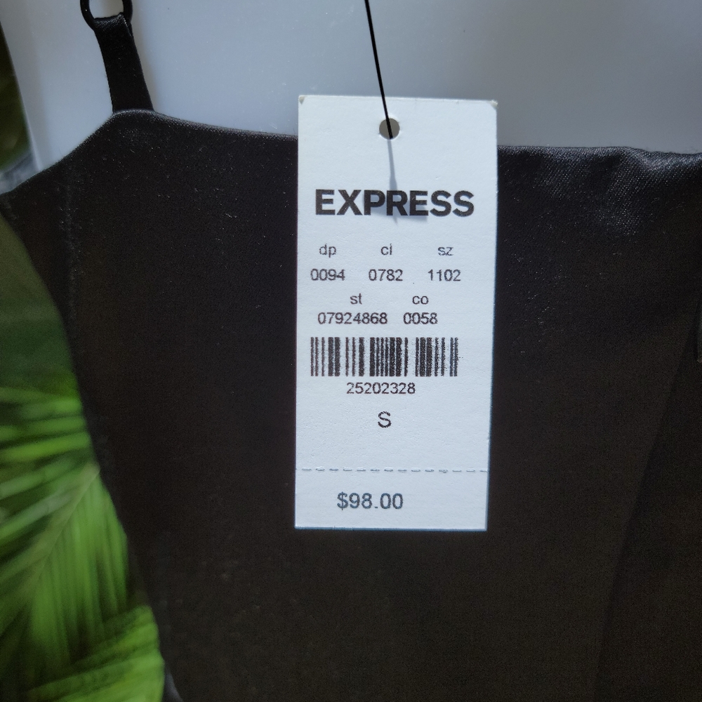 Express satin v-neck midi dress black small - Picture 8 of 10